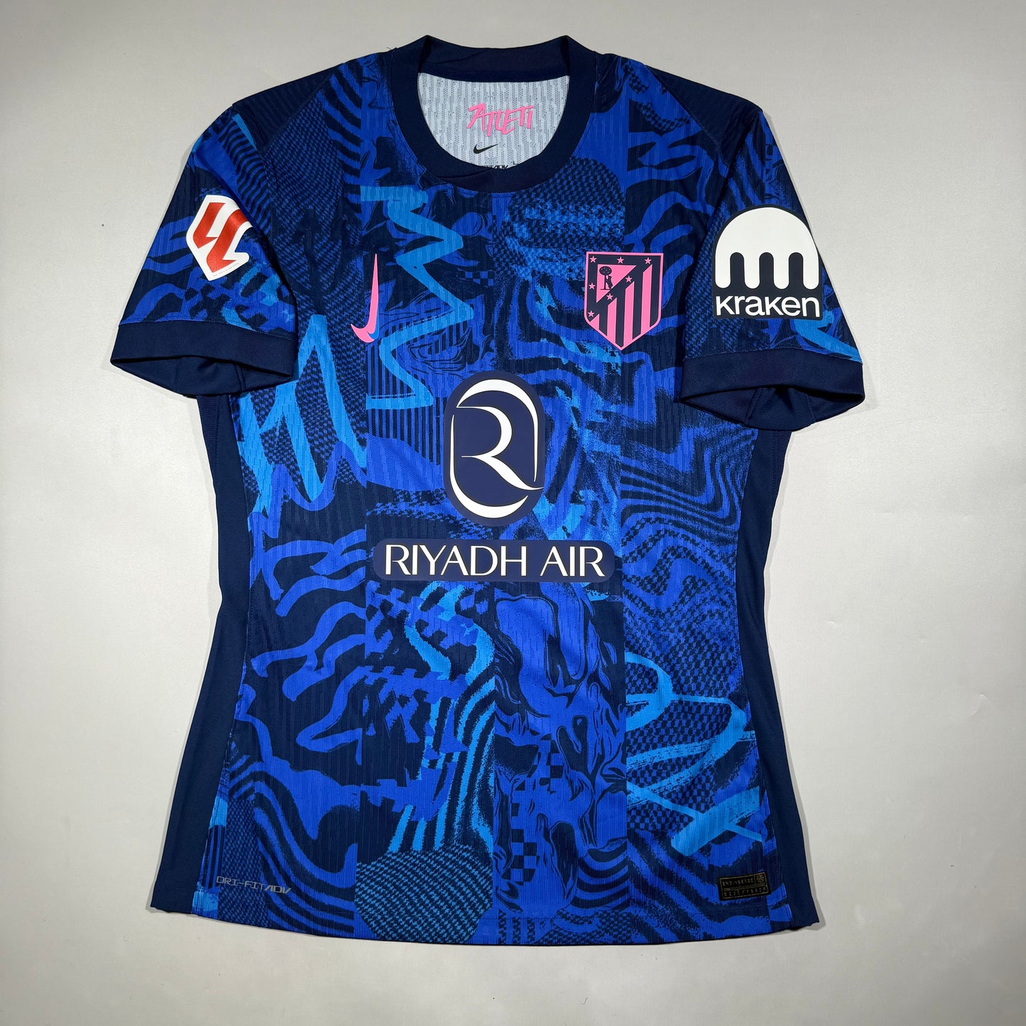 Official #19 J. Alvarez 24/25 Atletico Madrid 3rd Kitroom Player Issue La Liga size L