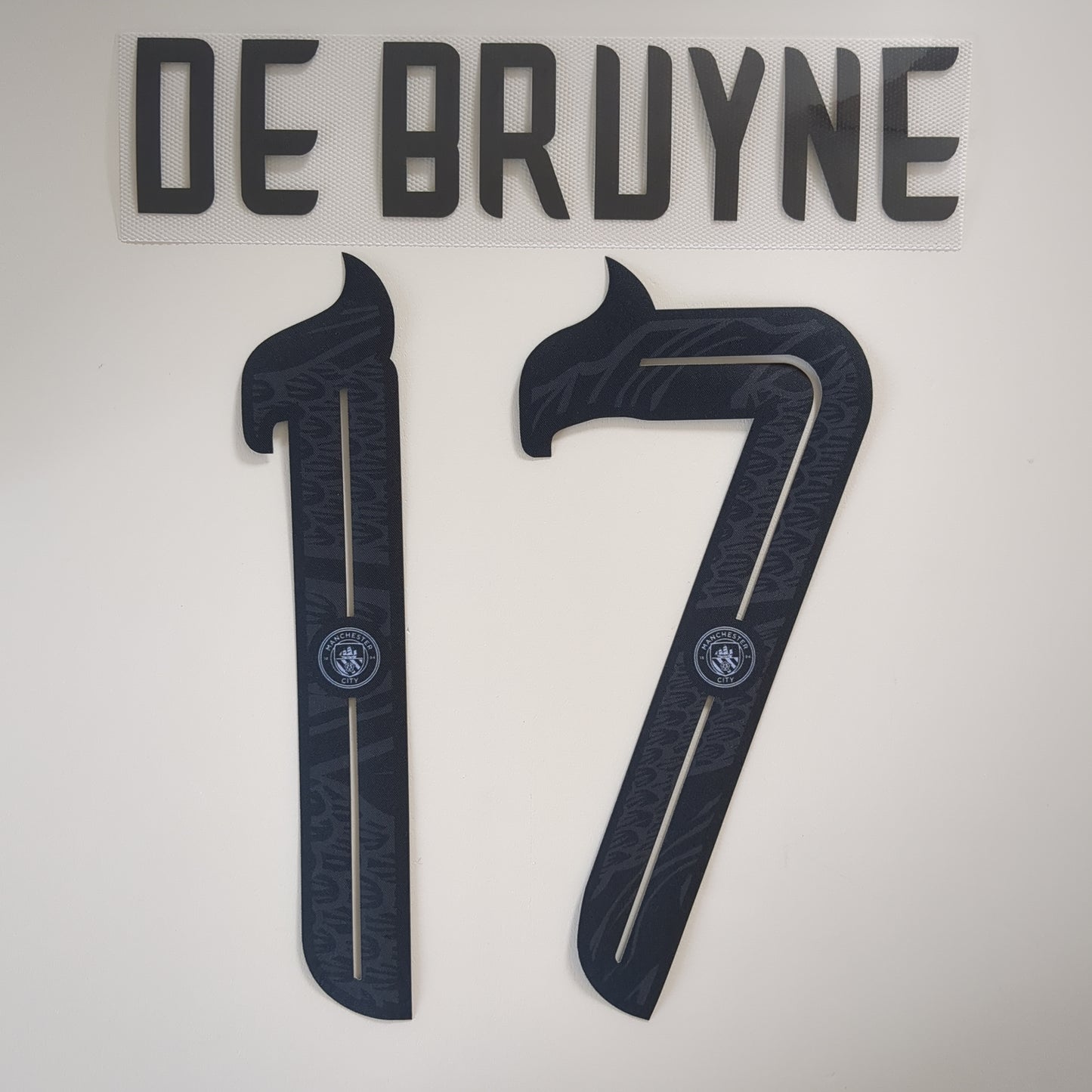 23-24 Manchester City YOD #17 DE BRUYNE Name and Number set