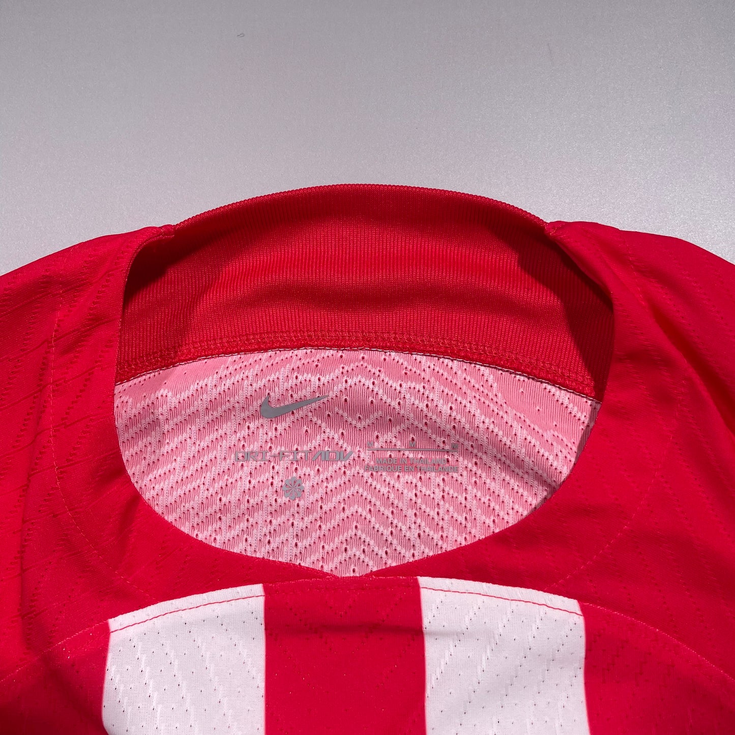 #14 M. Llorente 23/24 Atletico Madrid Home size M Kitroom Player Issue La Liga