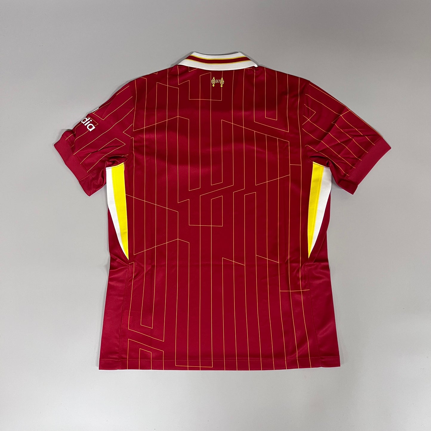24-25 Liverpool Home Fan Issue