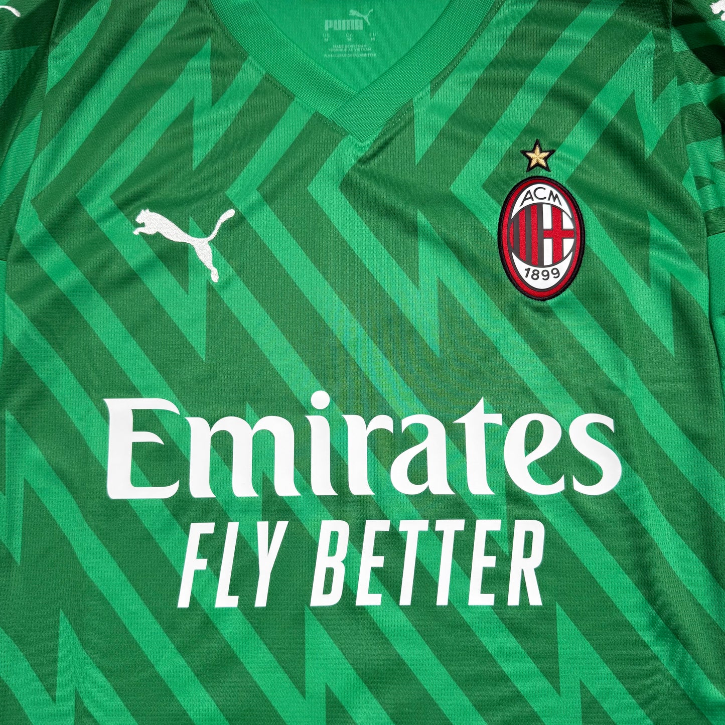 Official #9 Giroud 23/24 AC Milan Goal Keeper shirt Size M
