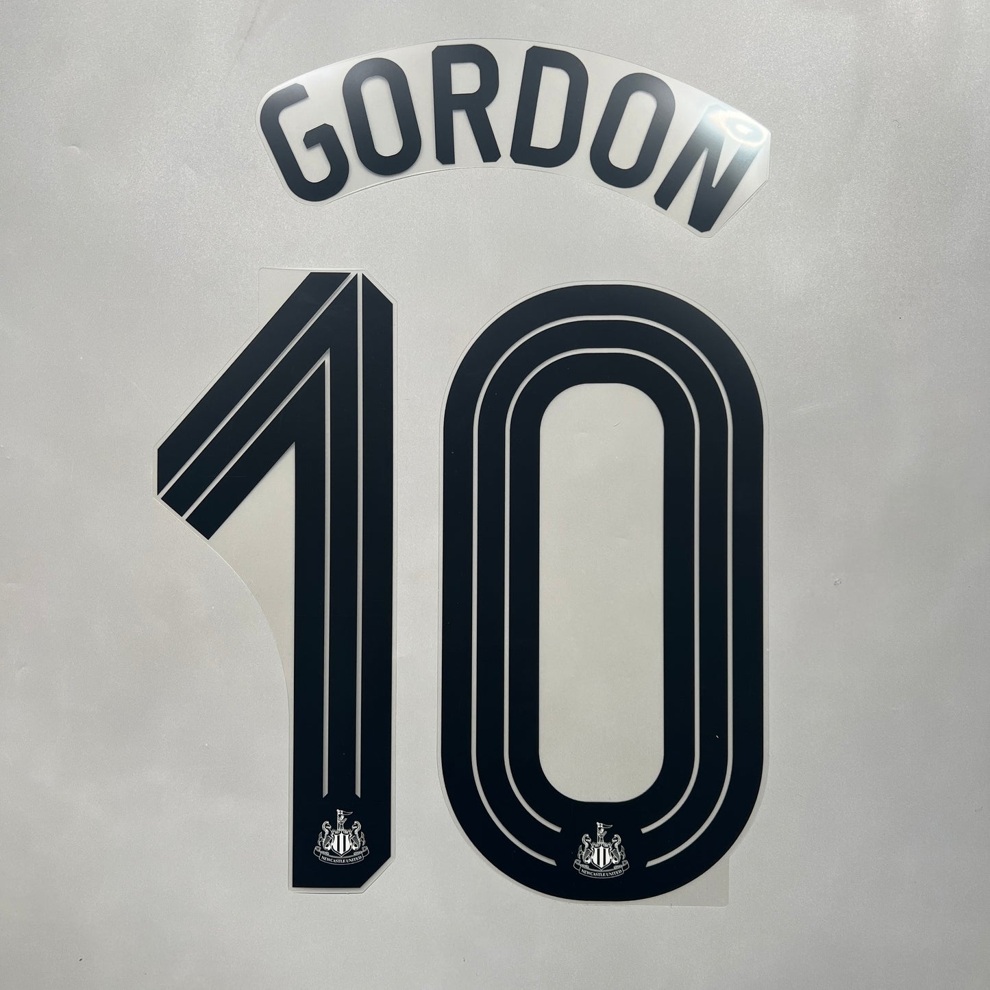 Official #10 Gordon 25/26 Newcastle United Home Name & Number set Club Font