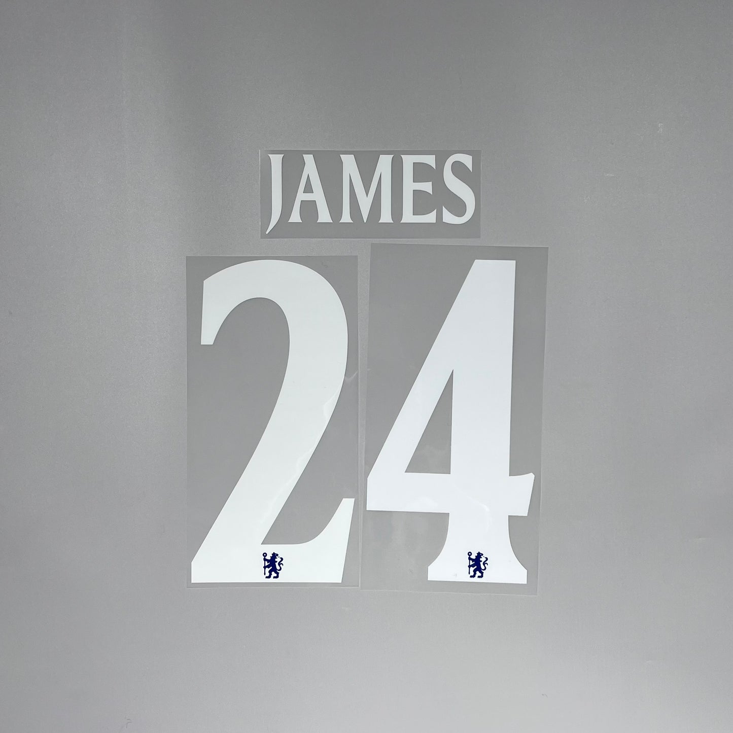 #24 James 25/26 Chelsea Home Club Name & Number set