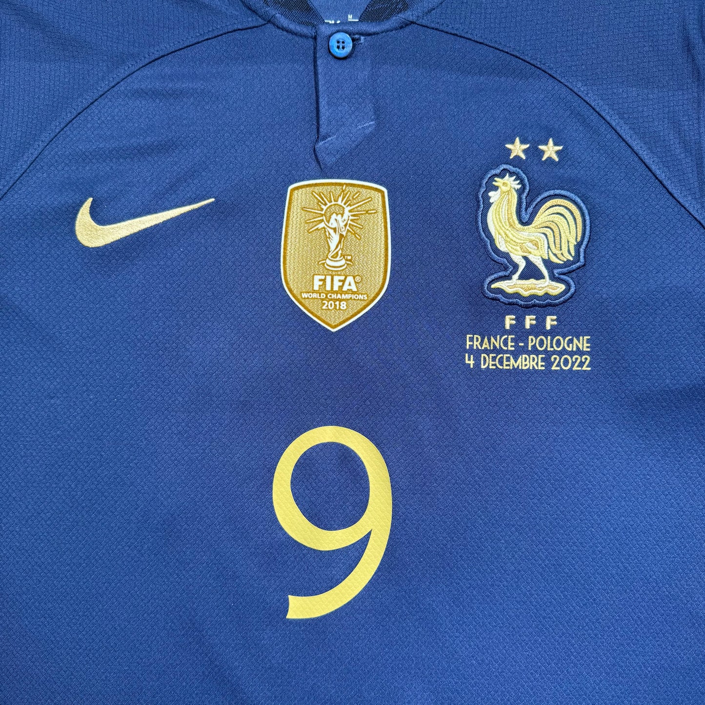 Official #9 Giroud 2022 France Home Stadium Shirt Qatar World Cup Size M
