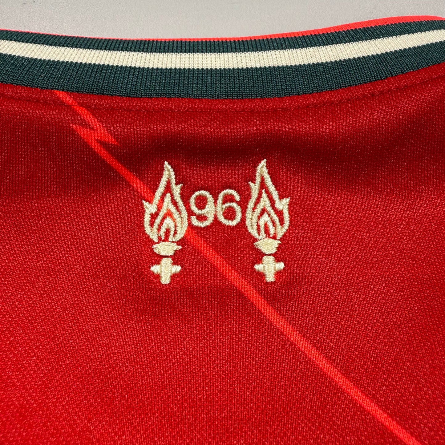 Official #18 Minamino 21/22 Liverpool Home Stadium Shirt Size S