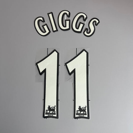 #11 GIGGS 93/03 Manchester United Home Name & Number set Premier League Official