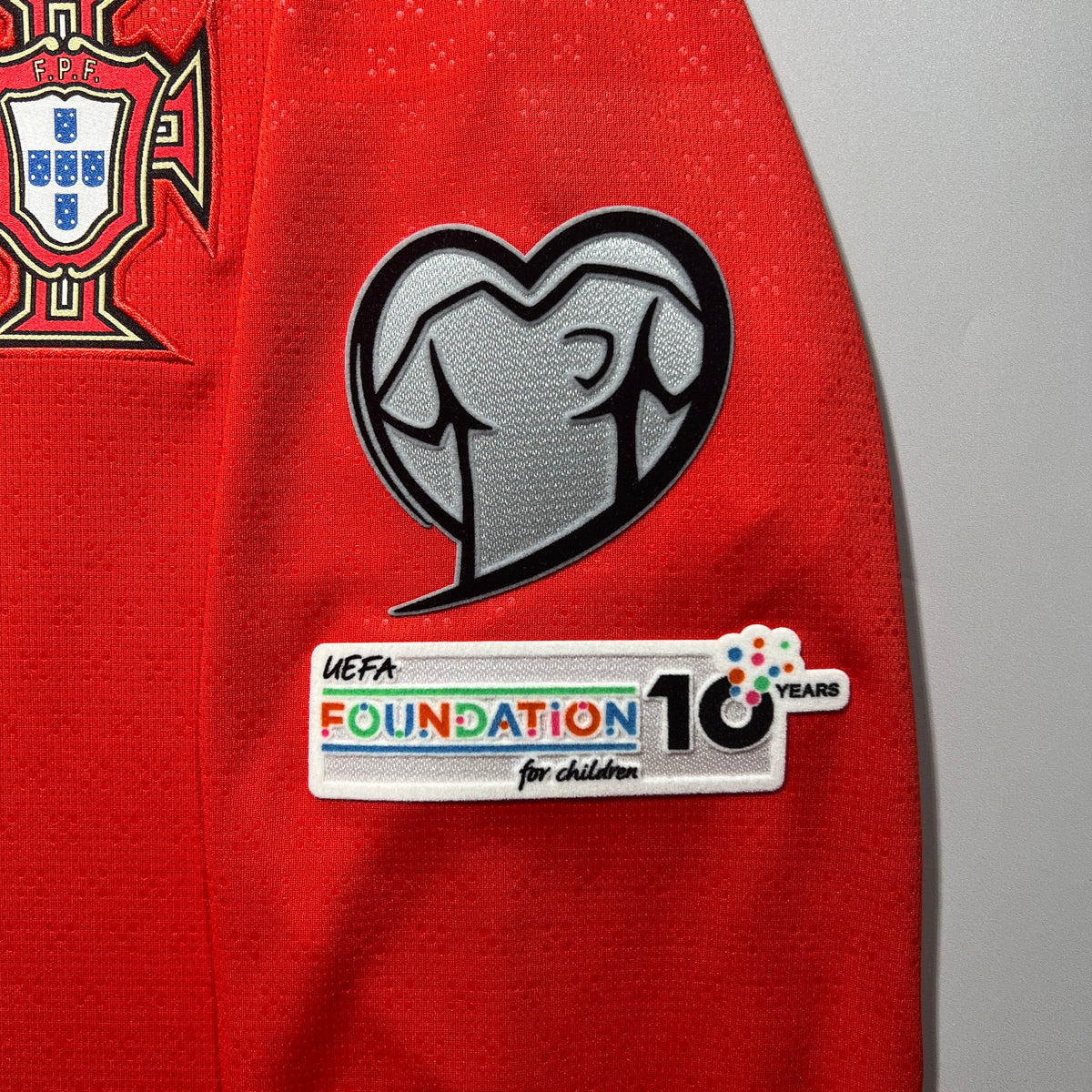Official #7 Ronaldo 2025 Portugal Home Stadium Long Sleeve Shirt Puma 779191_01