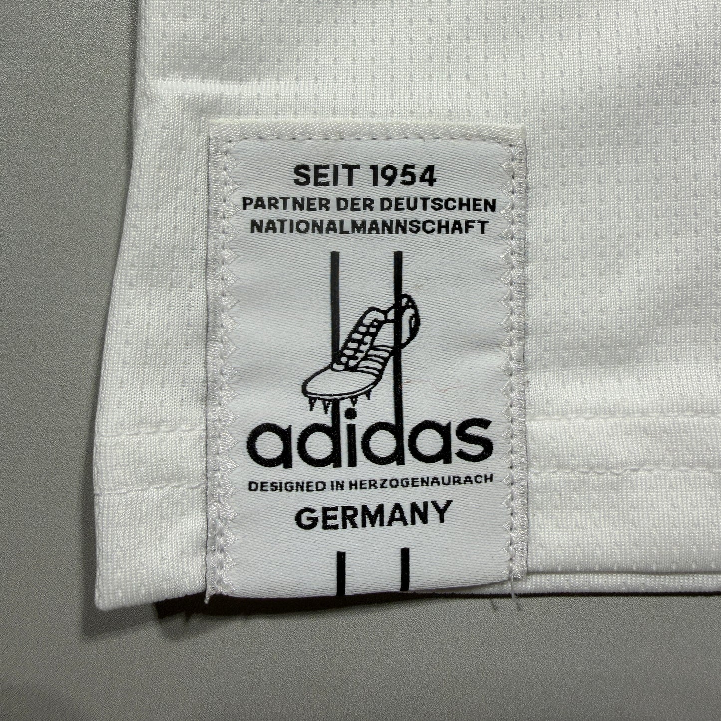 Official 2026 Germany Home Stadium Long Sleeve Shirt