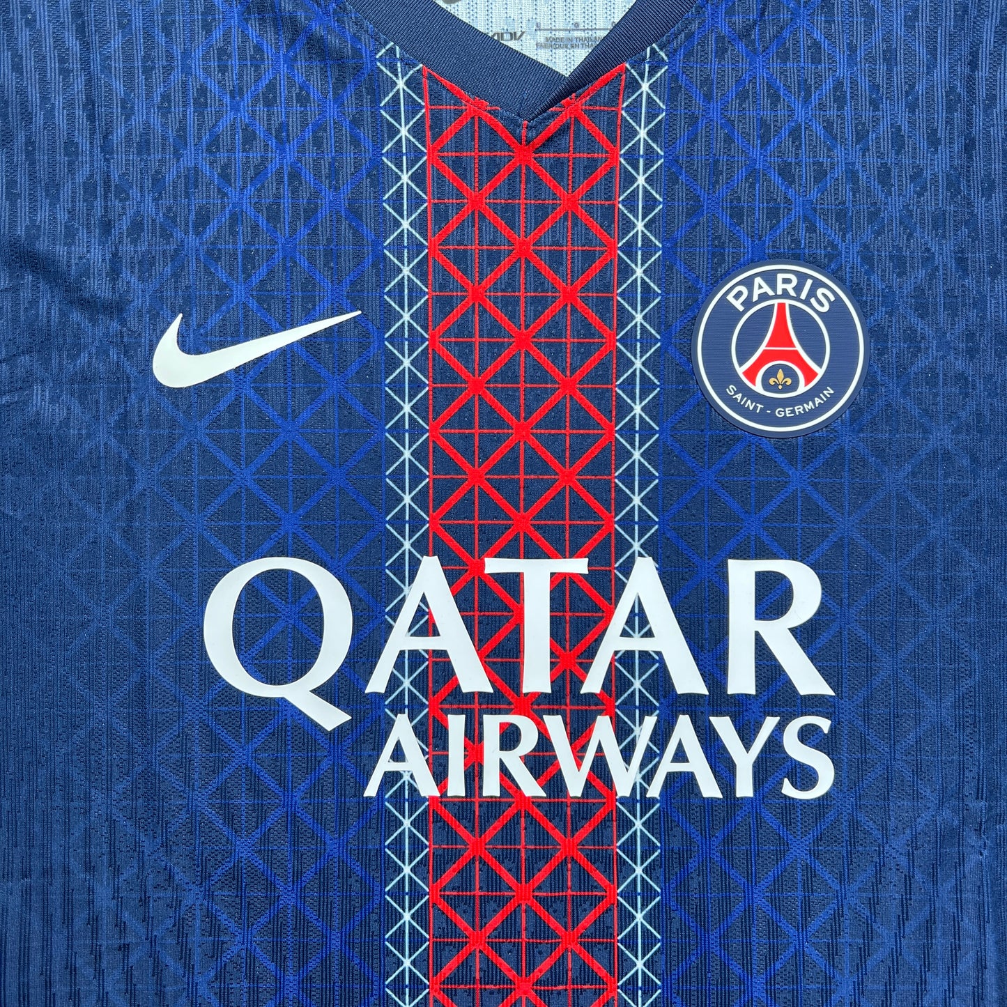 Official #10 O. Dembele 25/26 Paris Saint-Germain Home Authentic Shirt Ligue 1 Full Patch Size L