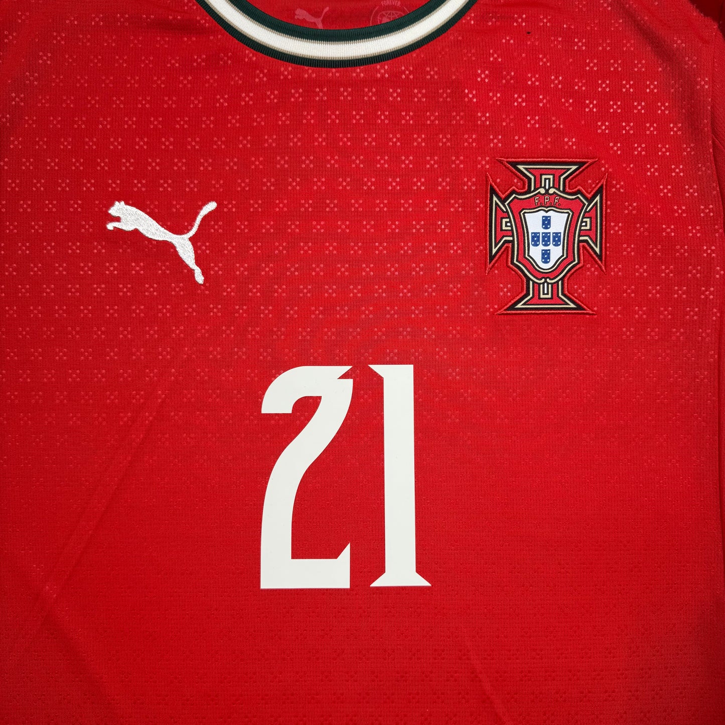 Official #21 Diogo J. Obrigado Para sempre  2024  Portugal Home Stadium Shirt