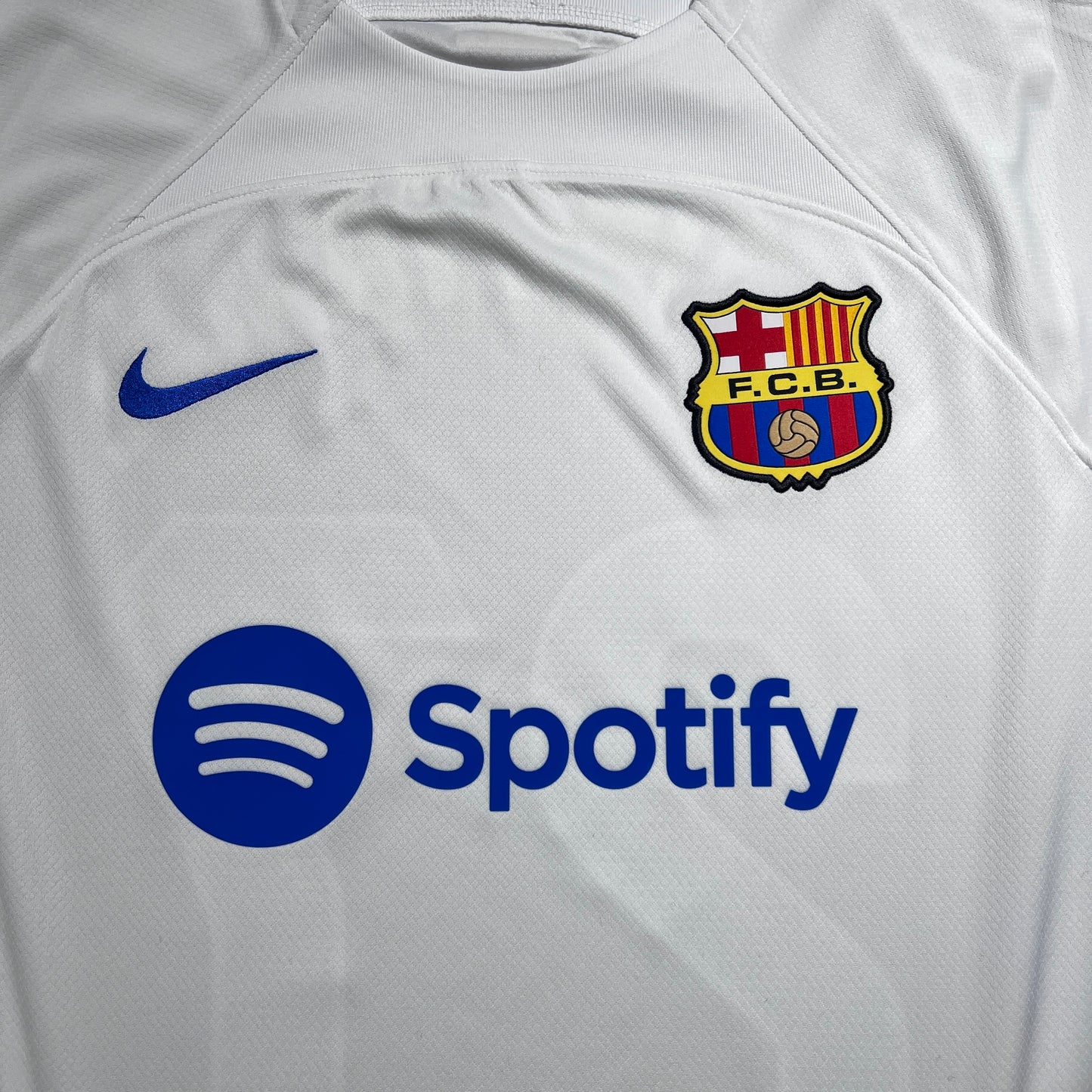 Official #27 Lamine Yamal 23/24 FC Barcelona Away Stadium Shirt Size XL