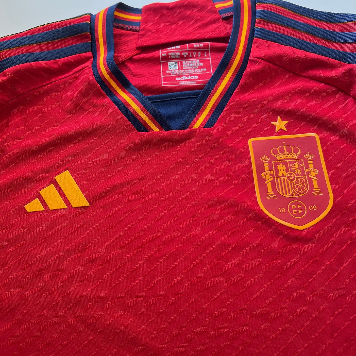 LAMINE YAMAL 23-24 Spain Home Player Issue