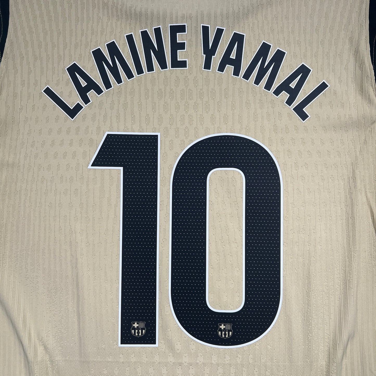 Official #10 Lamine Yamal 25/26 FC Barcelona 3rd Authentic Shirt Size XL