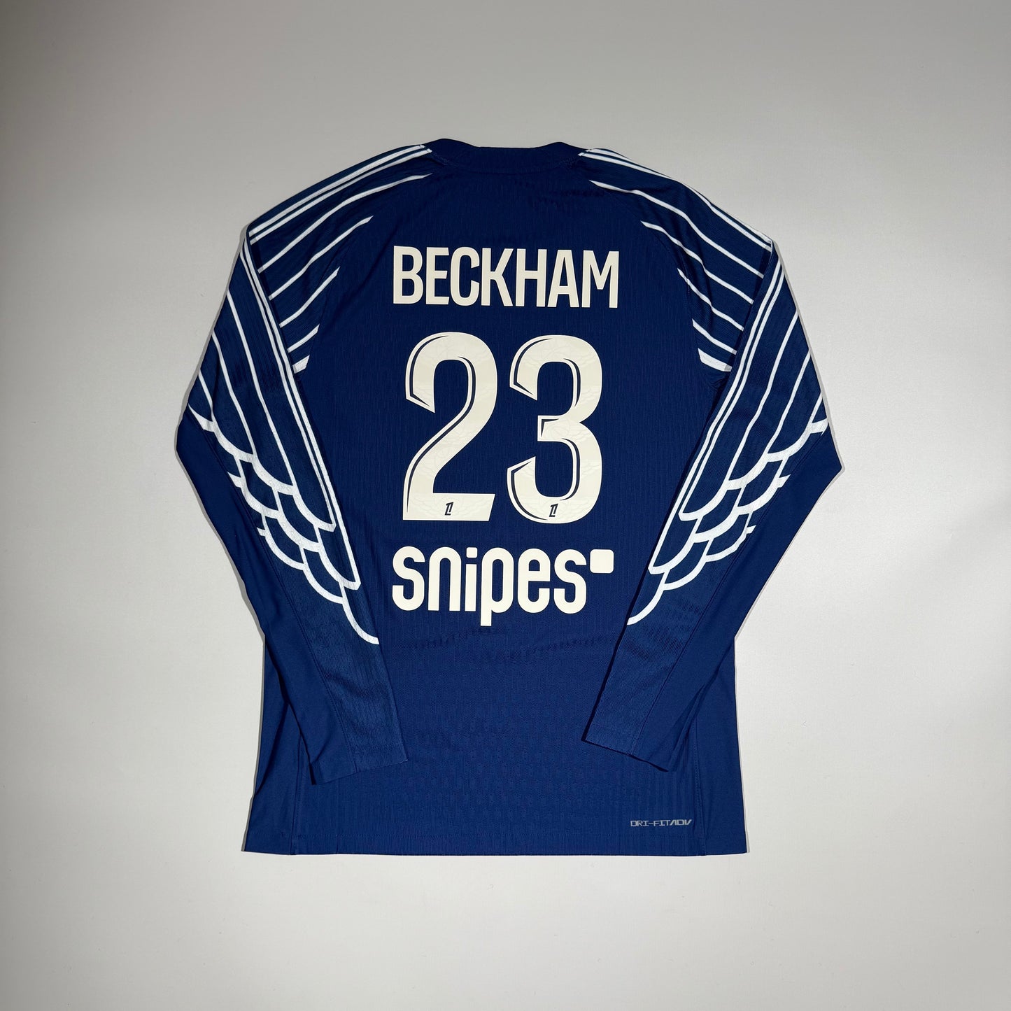 [Pre-Order][LIMITED] #23 BECKHAM | 24-25 PSG 4th ADV