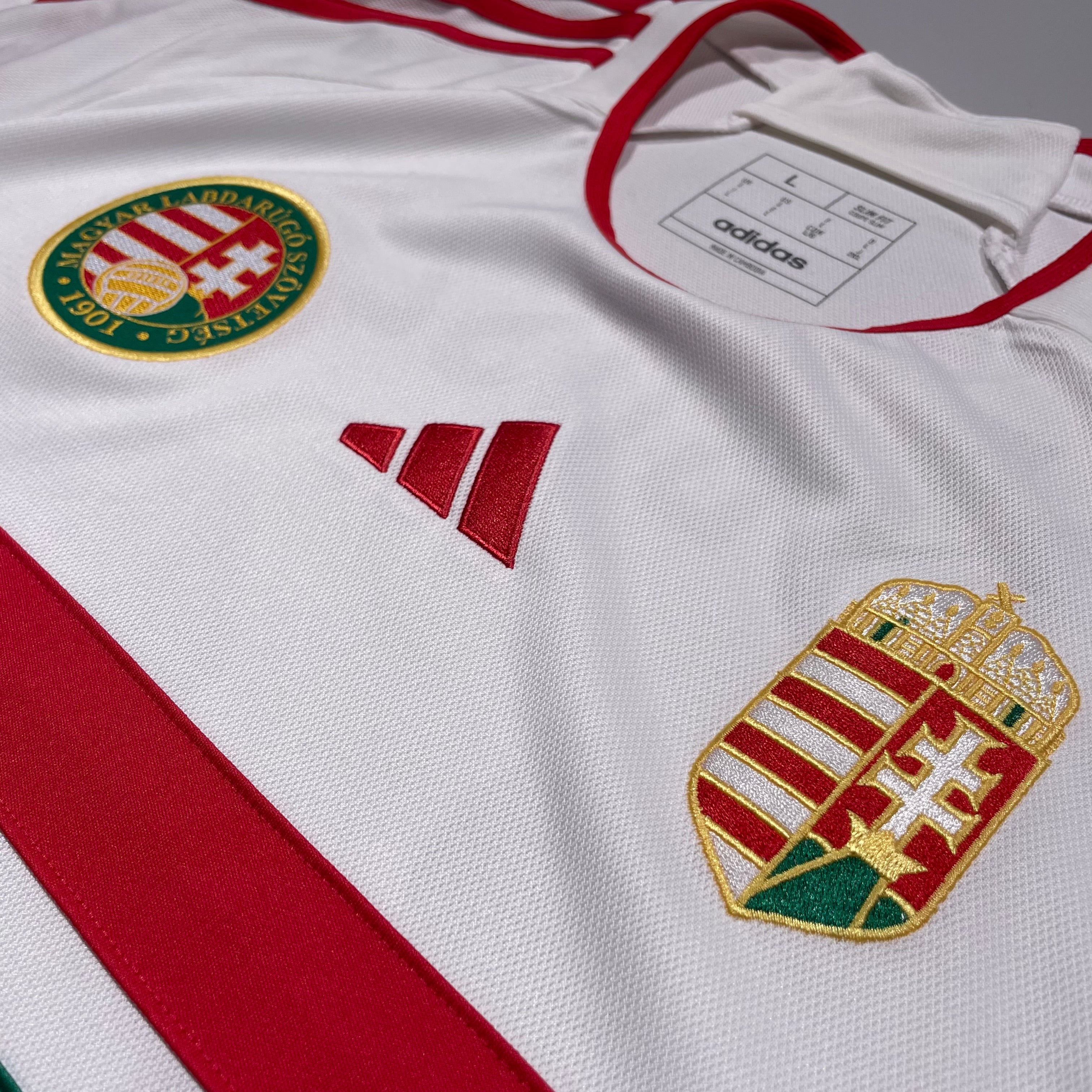 10 Szoboszlai 22/23 Hungary Away Stadium Shirts – Kit of the Day