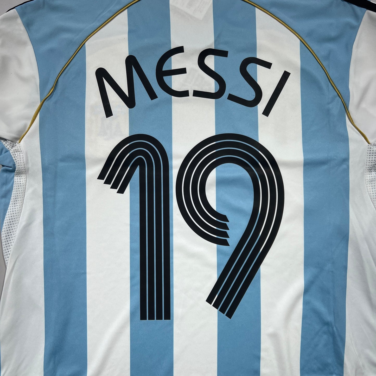 Official #19 Messi 2006 Argentina Home Stadium Shirt + 2006 FIFA World Cup Patch Germany
