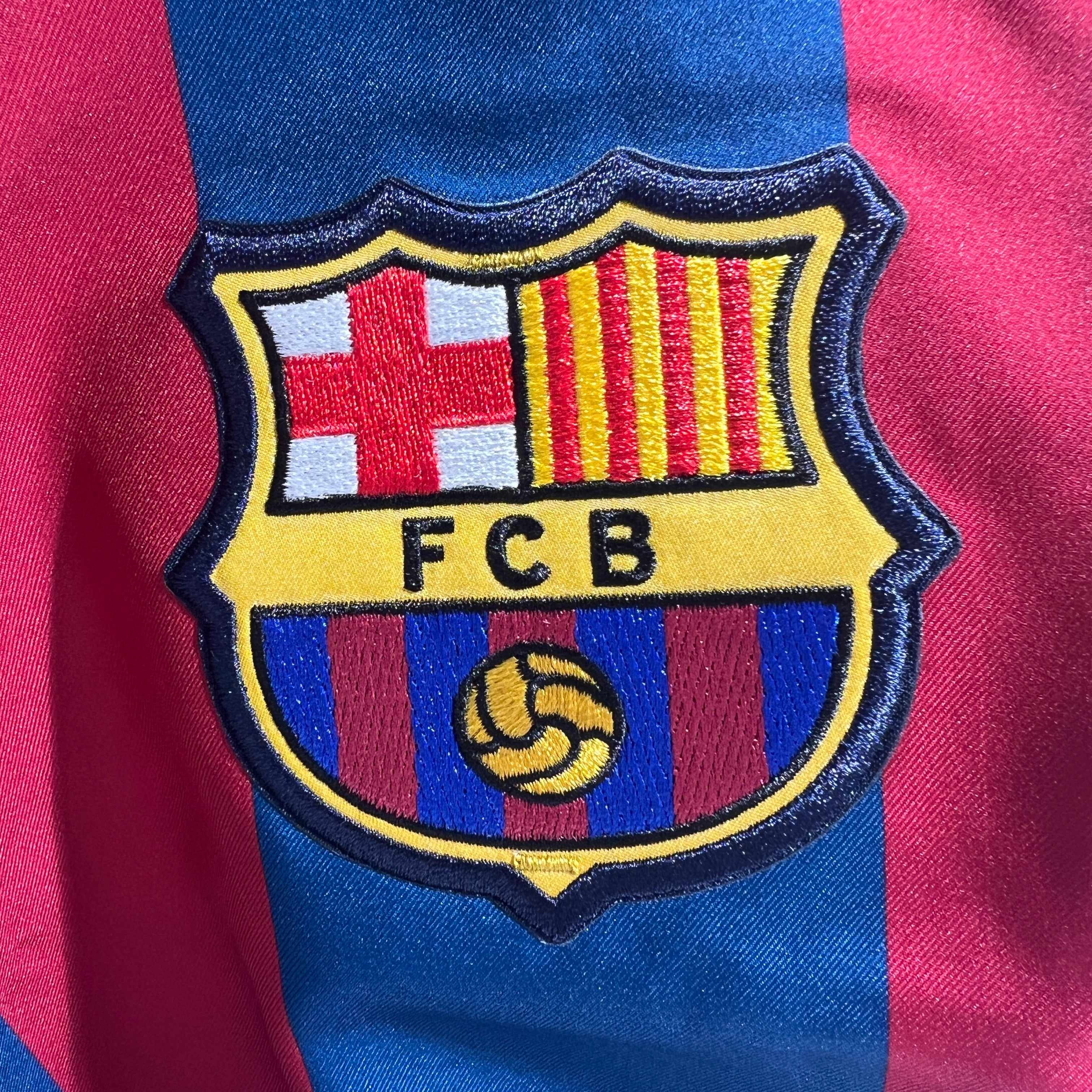 Official #10 Ronaldinho 05/06 FC Barcelona Home Reissue Long