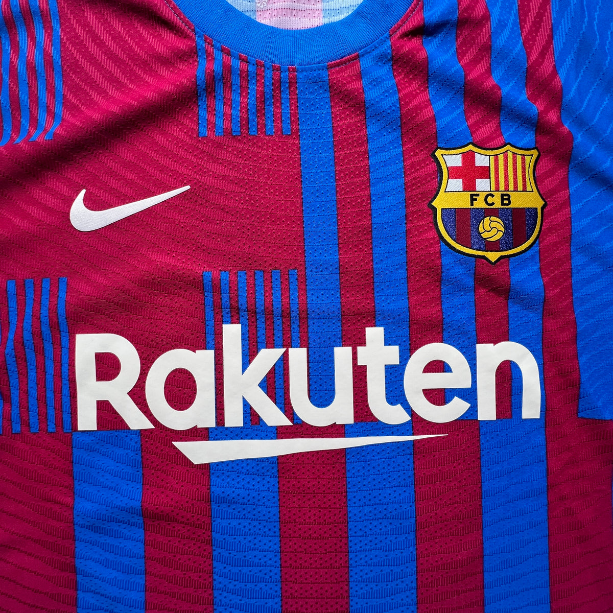 [Pre-Order] Official #30 Gavi 21/22 FC Barcelona Home Authentic Shirt La Liga Nike CV7847-428