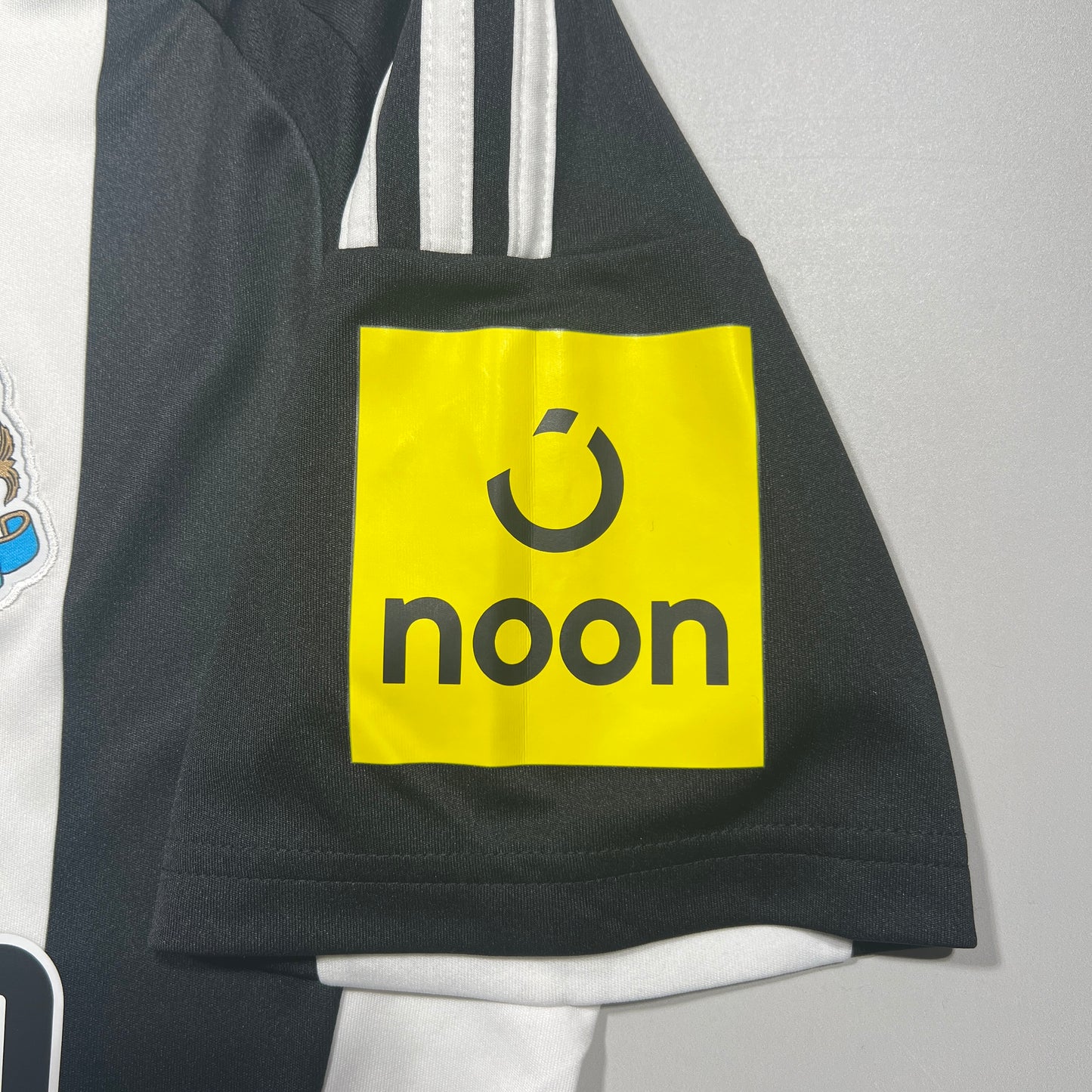 Official #10 Gordon 24/25 Newcastle United Home Stadium Shirt Carabao Cup Size S/M(JP:L)