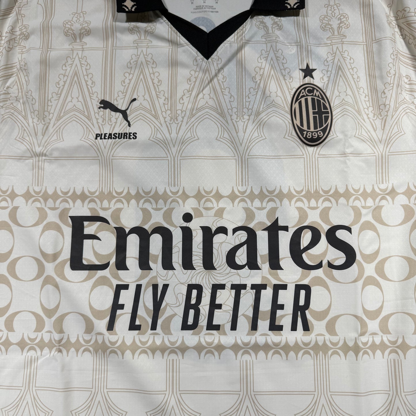 Official #9 Giroud 23/24 AC Milan × Pleasures 4th Authentic Shirt + Box Size M