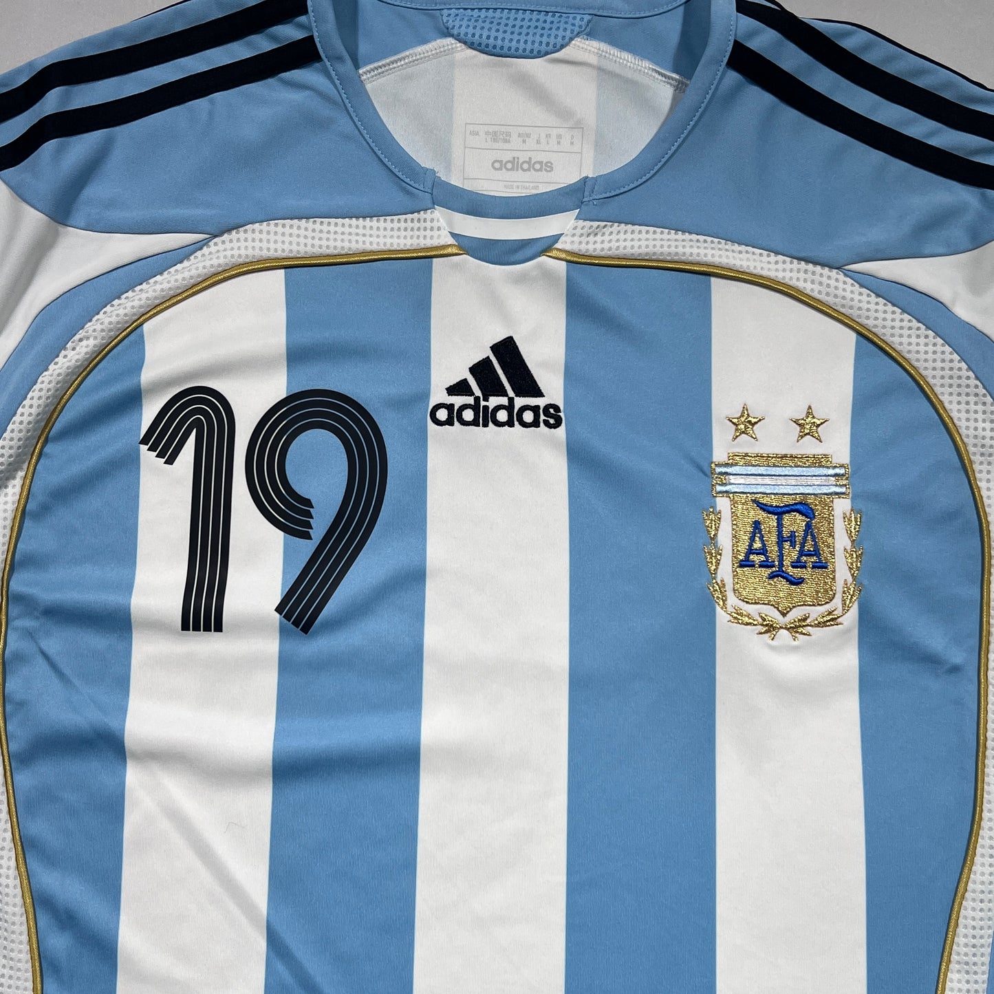 Official #19 Messi 2006 Argentina Home Stadium Shirt + 2006 FIFA World Cup Patch Germany