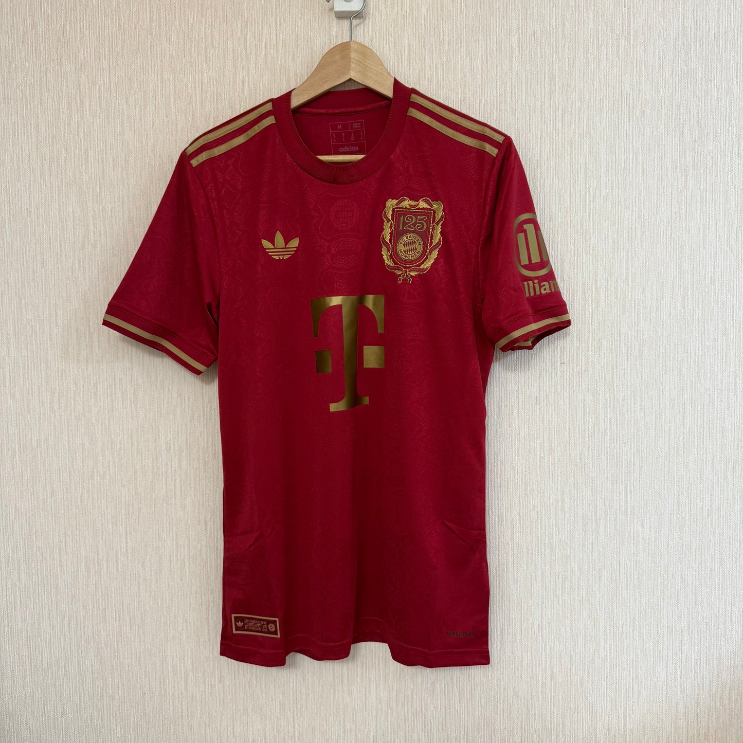 [Pre-Order] [LIMITED] #25 Muller | Bayern Munchen 125th  Anniversary Kit