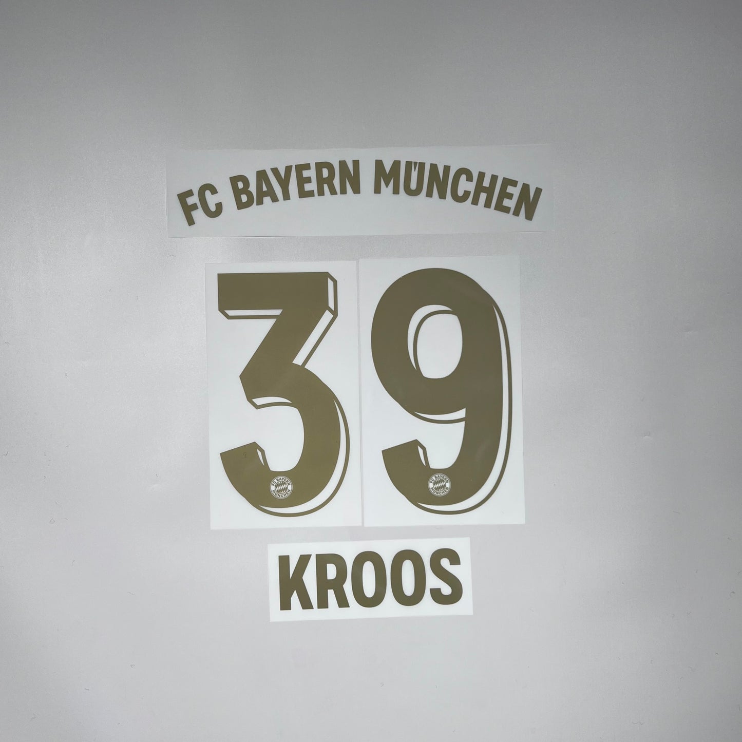 #39 Kroos + 125th Patch | 24-25 Bayern Munchen 125th Anniversary Full Pack