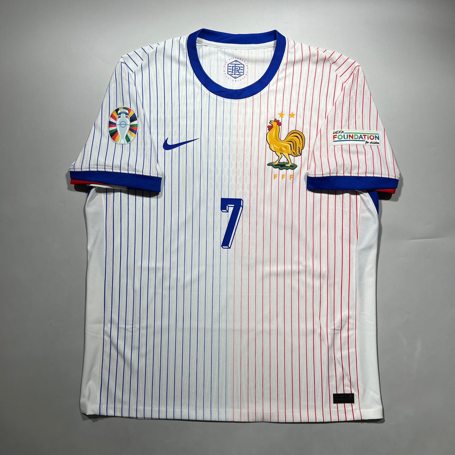 Official #7 Griezmann 2024 France Away Authentic Shirt Size XL