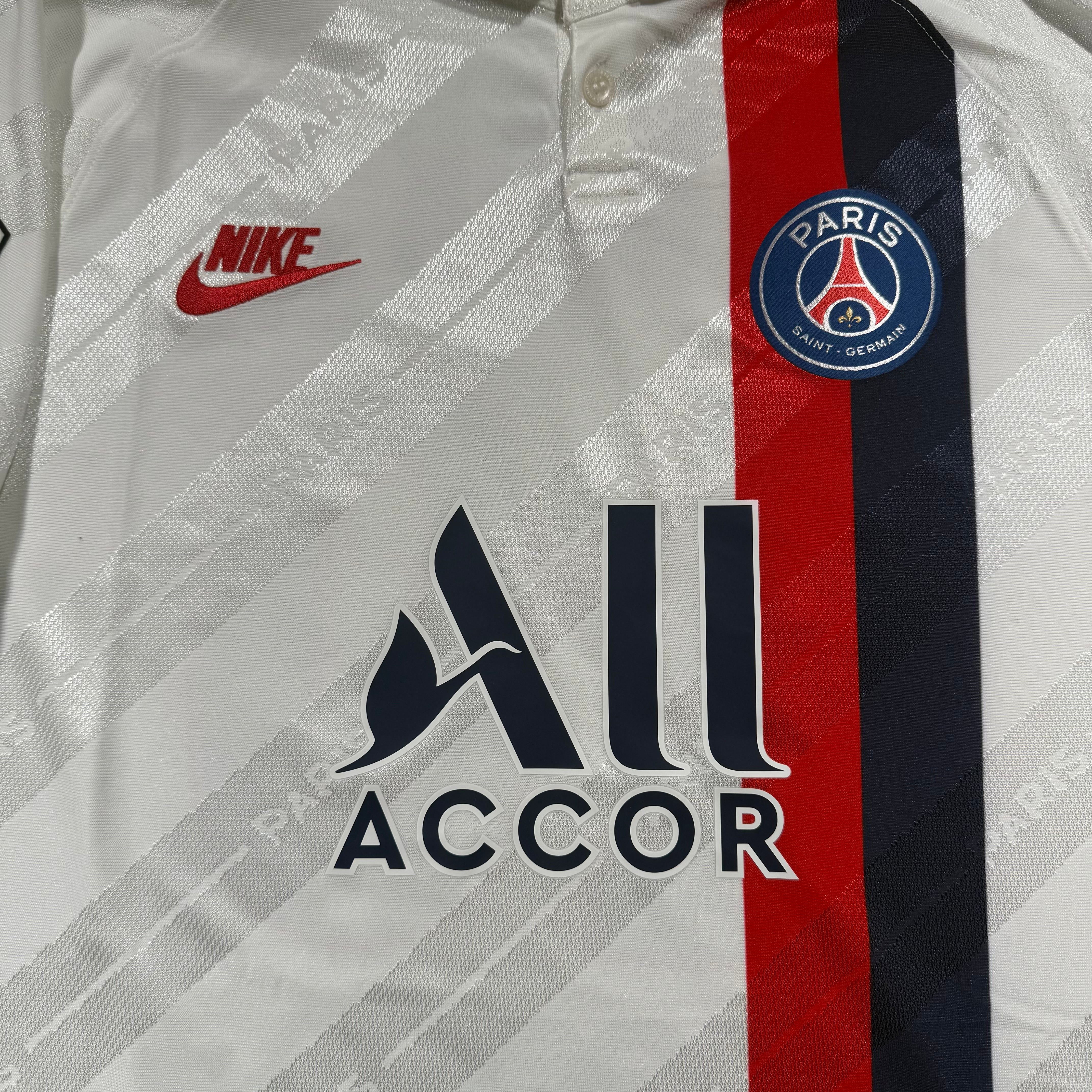 Official #10 Neymar JR 19/20 Paris Saint-Germain (PSG) 3rd