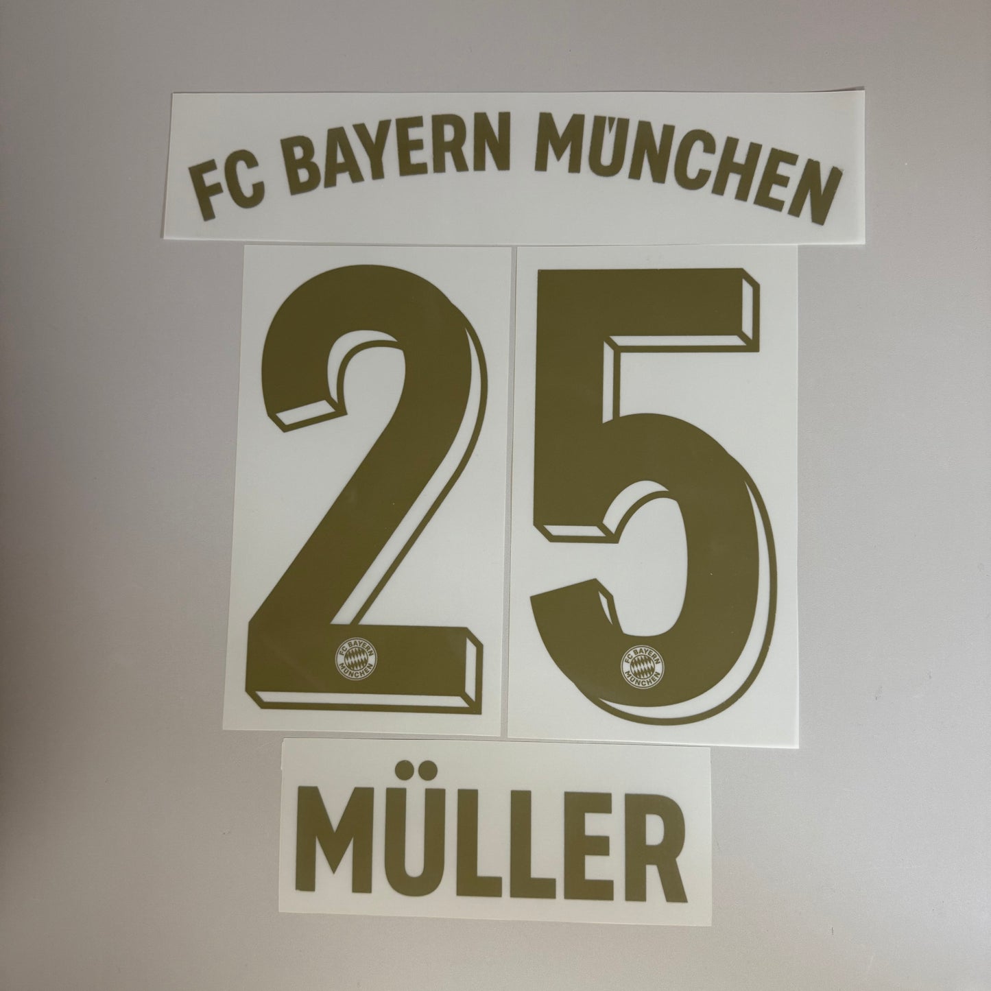 [Pre-Order] [LIMITED] #25 Muller | Bayern Munchen 125th  Anniversary Kit