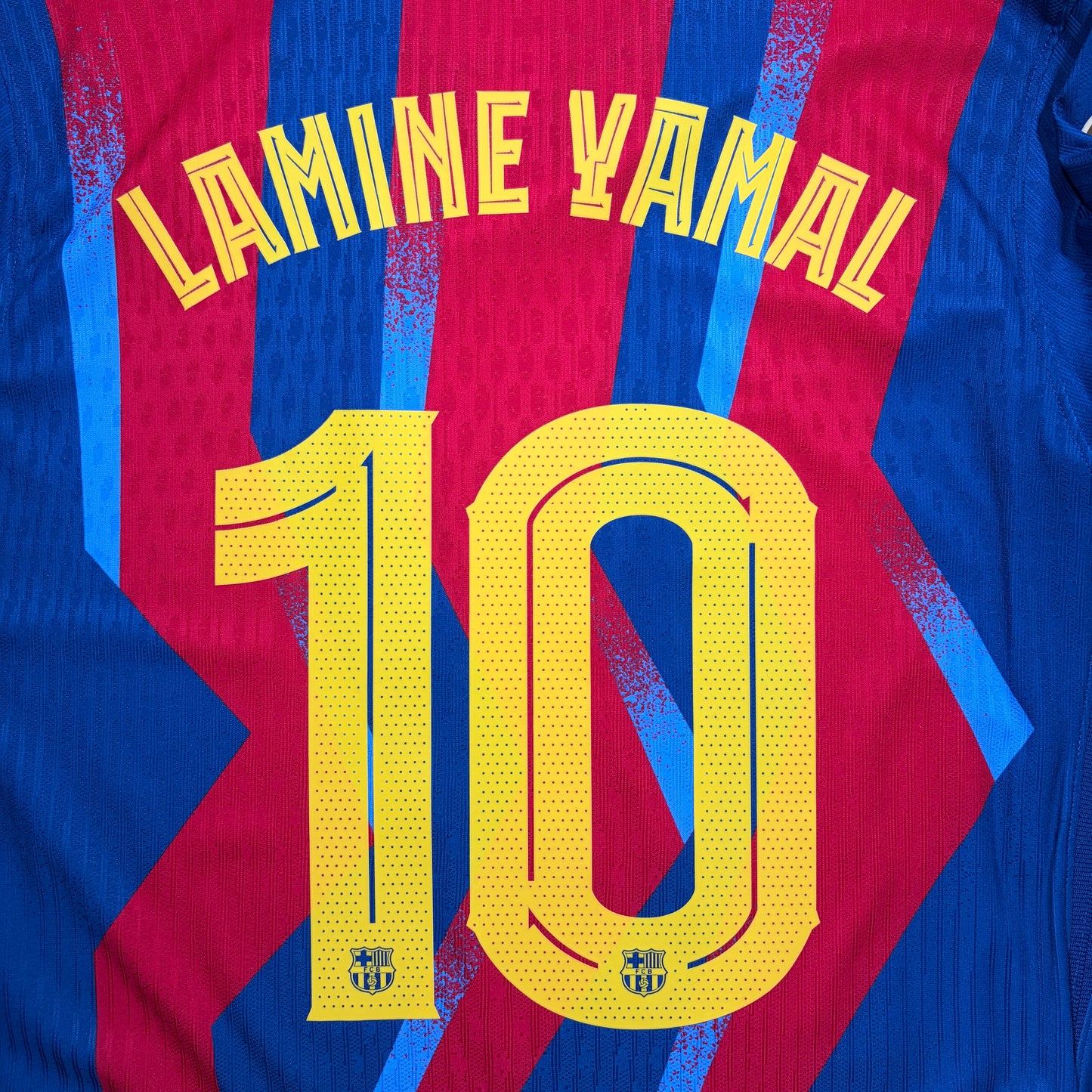 Official #10 Lamine Yamal 25/26 Barcelona 4th Authentic Shirt Supercopa