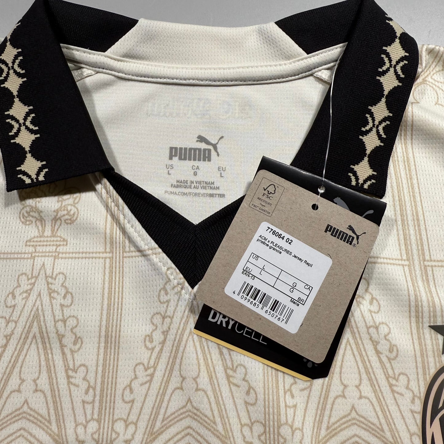 Official #10 Rafa Leao 23/24 AC Milan×Pleasures 4th Stadium Shirt Size L