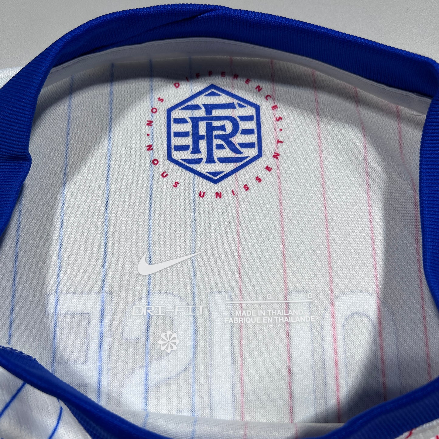 Official #11 Olise 2024 France Away Stadium Shirt FIFA World Cup 2026 European Qualifiers Patch Size L
