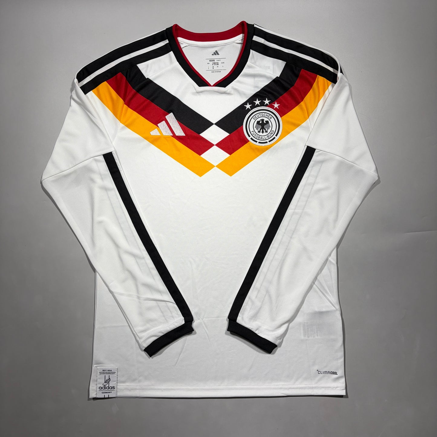 Official 2026 Germany Home Stadium Long Sleeve Shirt