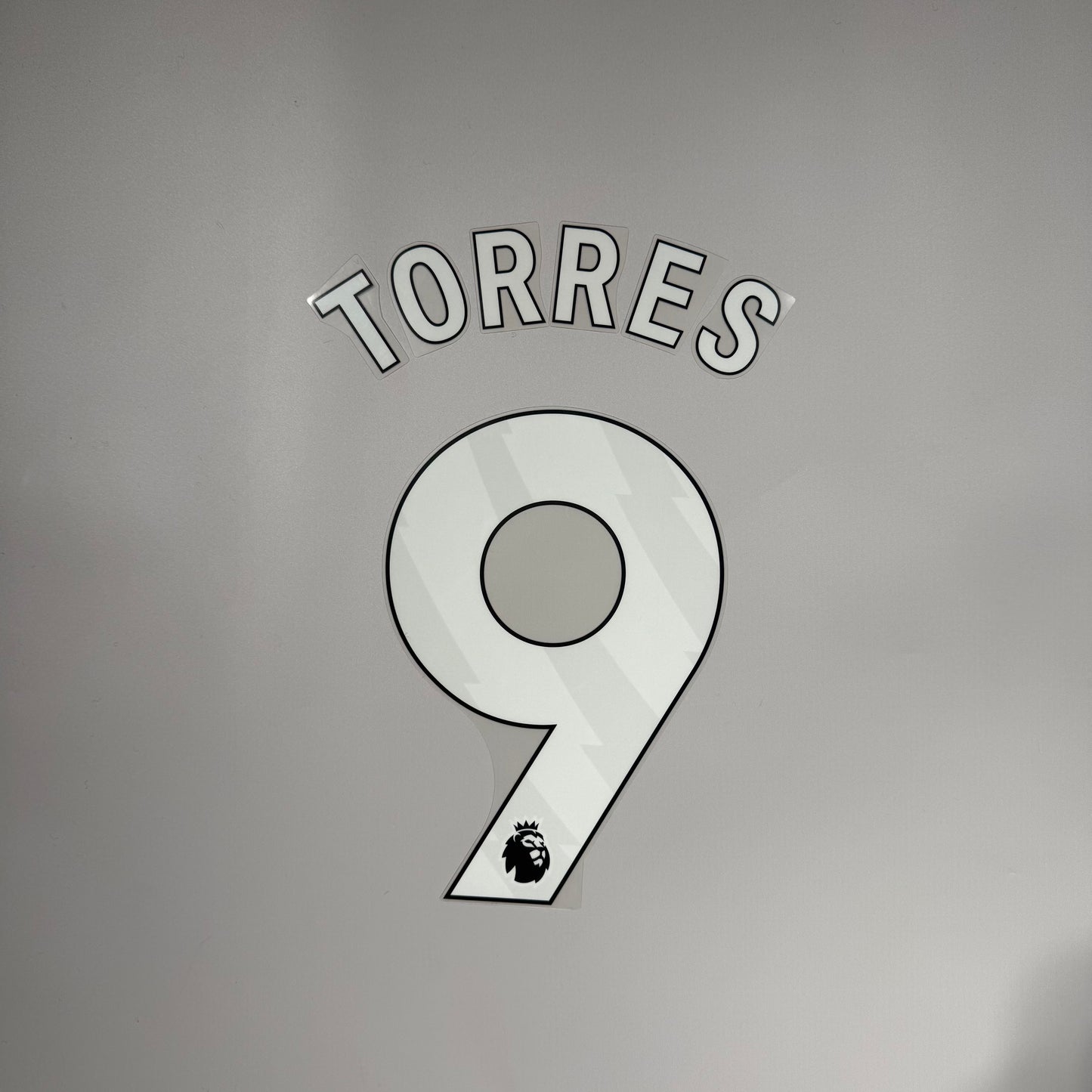 #9 Torres | 25-26 Liverpool Home Name & Number set LEGEND