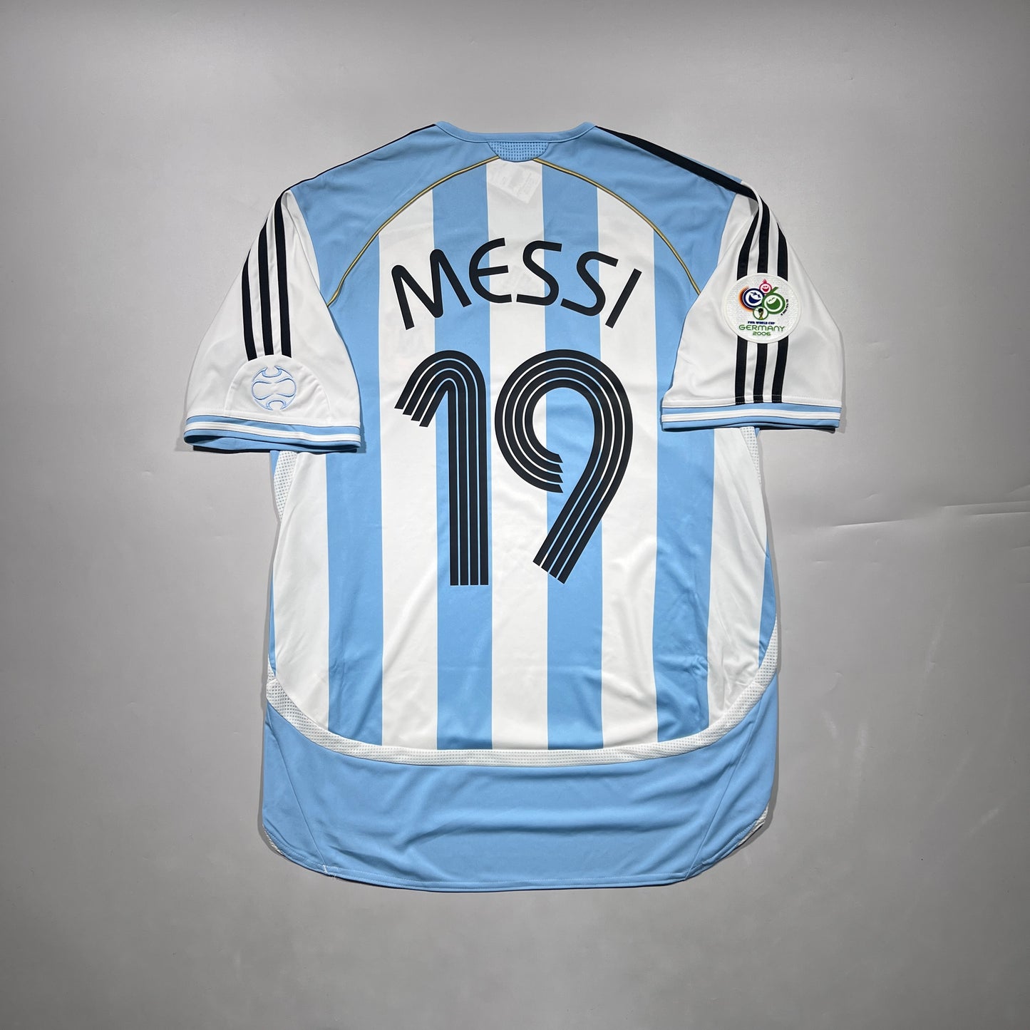 Official #19 Messi 2006 Argentina Home Stadium Shirt + 2006 FIFA World Cup Patch Germany