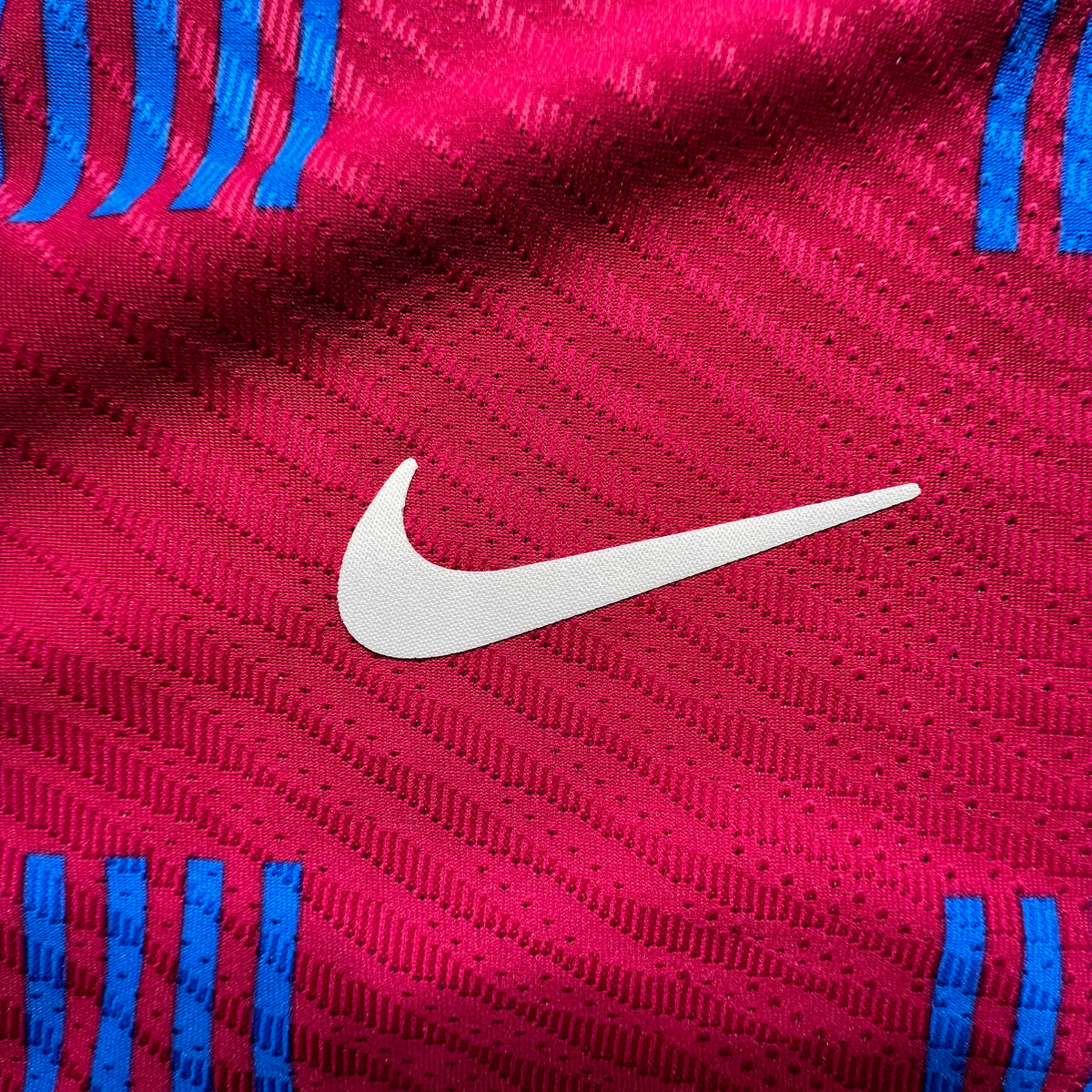 [Pre-Order] Official #30 Gavi 21/22 FC Barcelona Home Authentic Shirt La Liga Nike CV7847-428