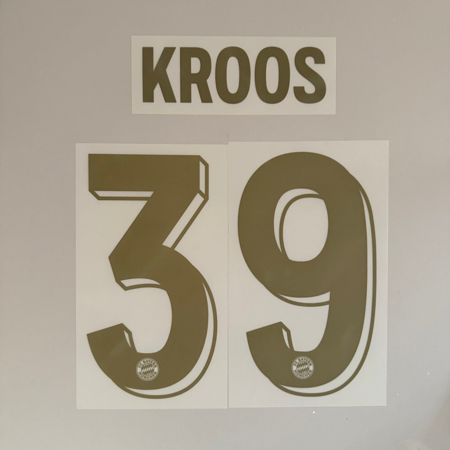 [Pre-Order] [LIMITED] #39 Kroos | Bayern Munchen 125th  Anniversary Kit