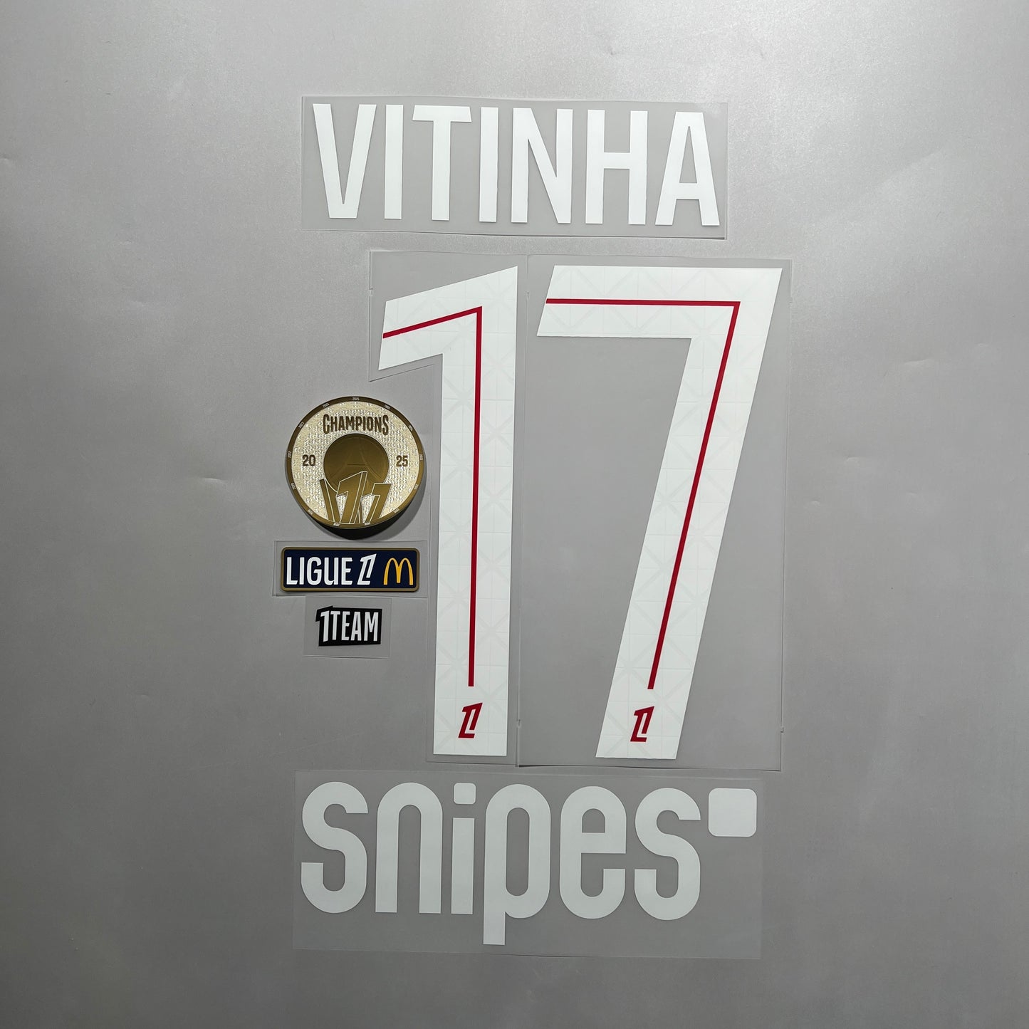 Official #17 Vitinha 25/26 Paris Saint-Germain Home Ligue 1 Font Full Patch set