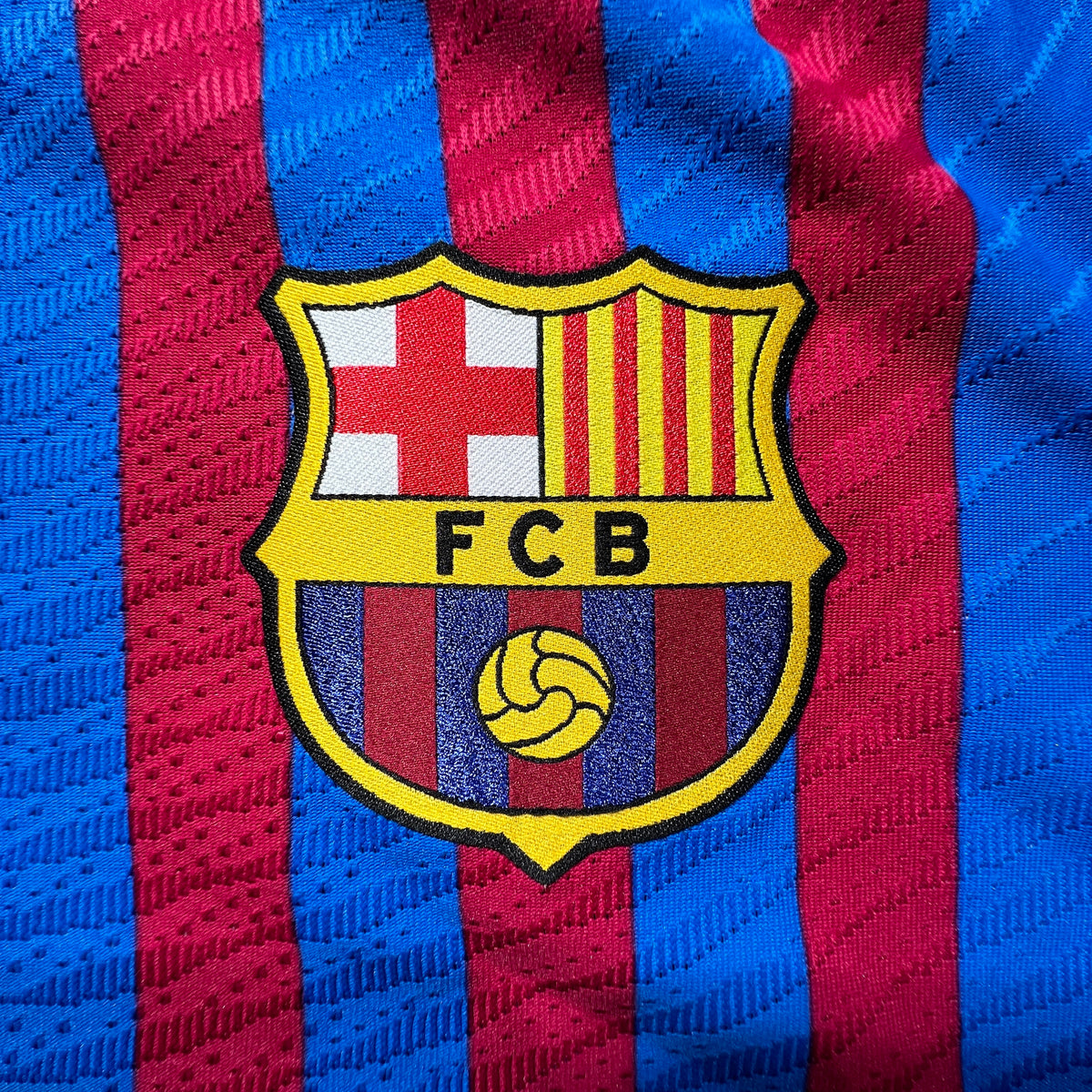 [Pre-Order] Official #30 Gavi 21/22 FC Barcelona Home Authentic Shirt La Liga Nike CV7847-428