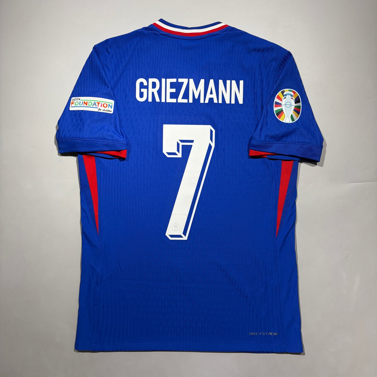 Official #7 Griezmanm 2024 France Home Authentic Shirt Size M