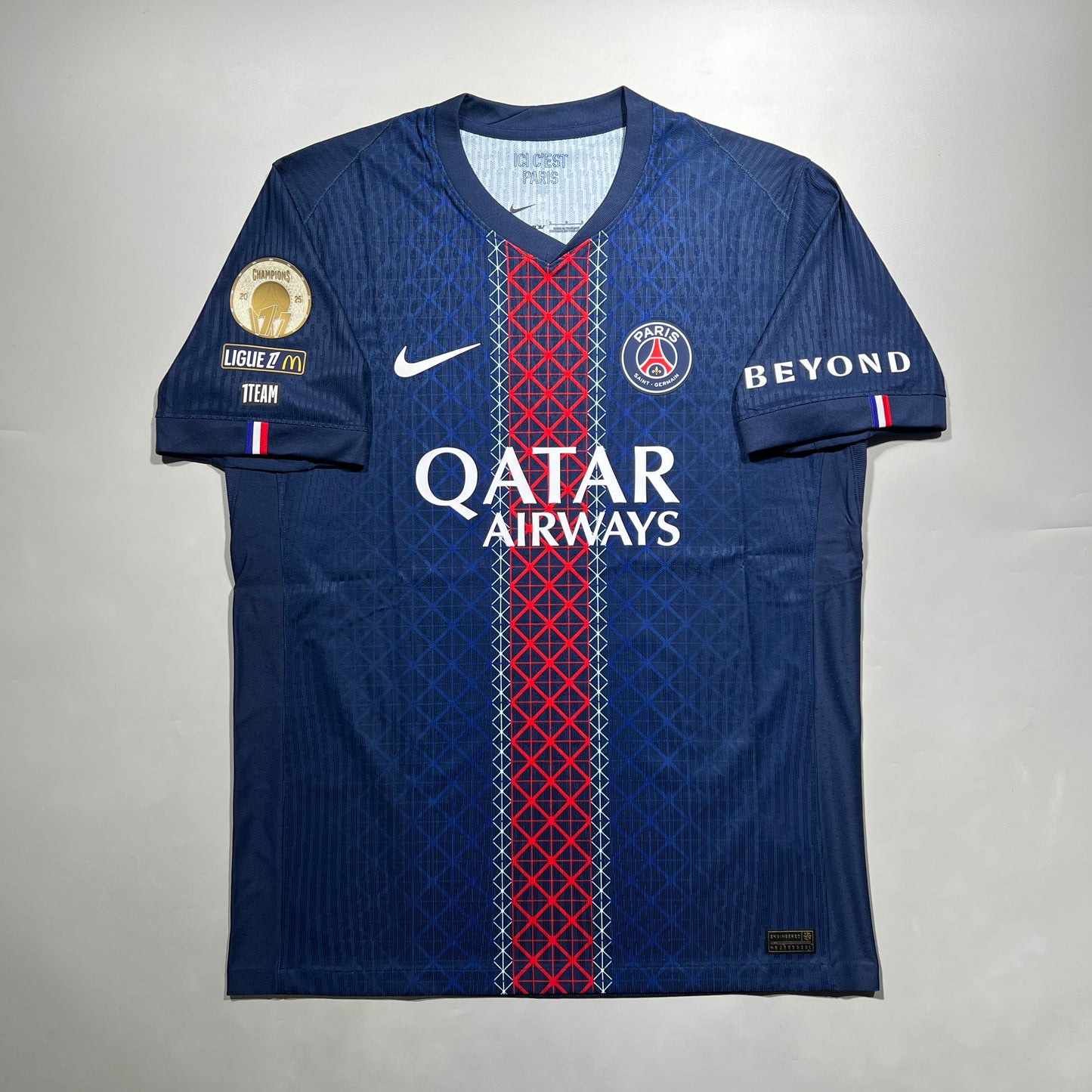 Official #10 O. Dembele 25/26 Paris Saint-Germain Home Authentic Shirt Ligue 1 Full Patch Size L