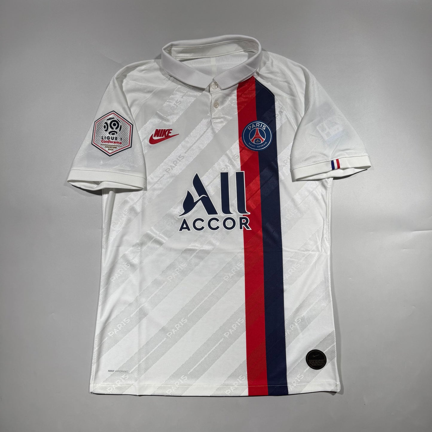 Official #10 Neymar JR 19/20 Paris Saint-Germain (PSG) 3rd Authentic Shirt Size M