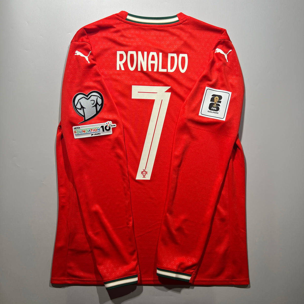 Official #7 Ronaldo 2025 Portugal Home Stadium Long Sleeve Shirt Puma 779191_01