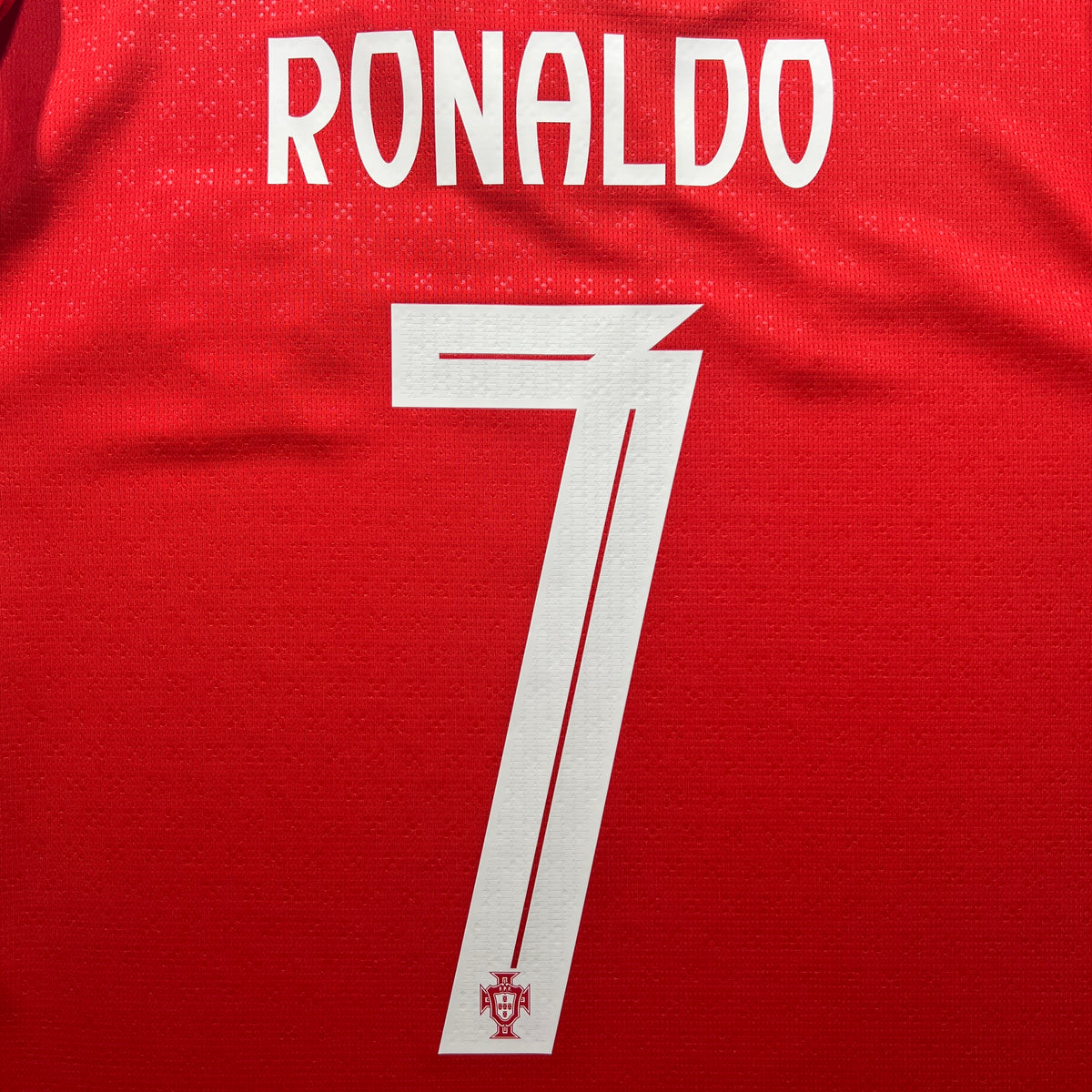Official #7 Ronaldo 2025 Portugal Home Stadium Long Sleeve Shirt Puma 779191_01
