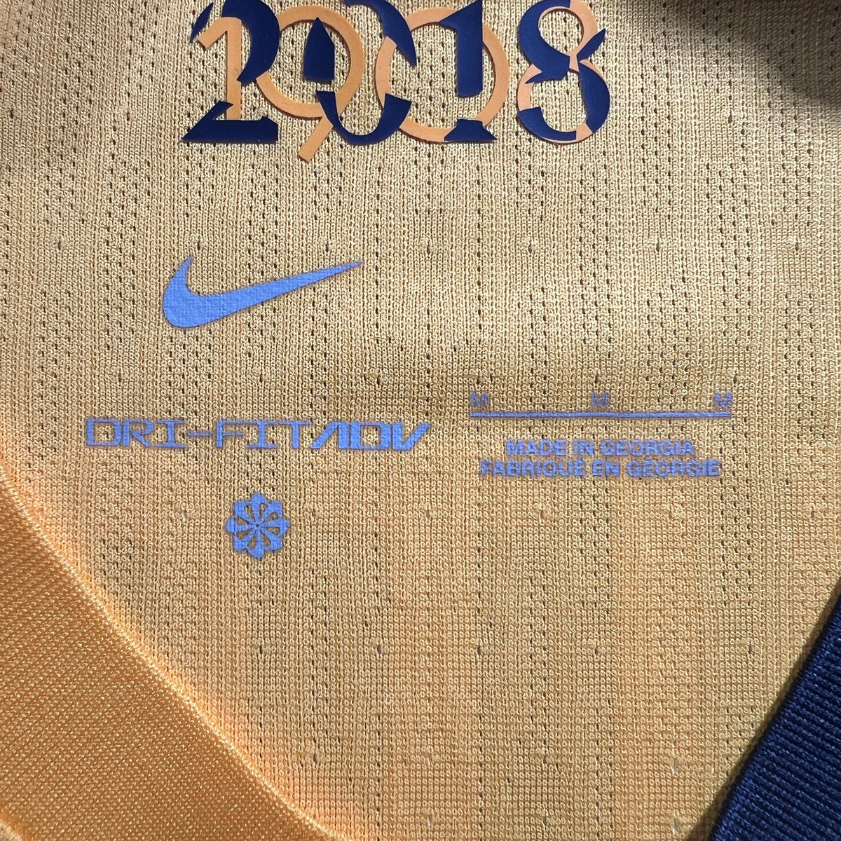 [Pre-Order] Official #10 Messi 2026 Argentina Home Authentic Shirt + Final MDT
