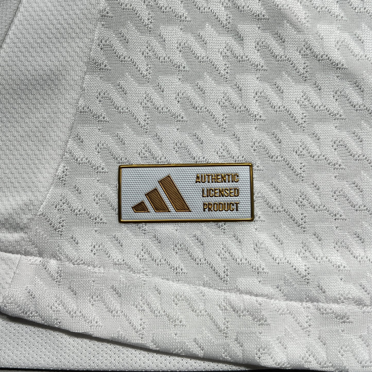 Official #8 Valverde 24/25 Real Madrid Home Authentic Shirt UCL Size L (JP:2XL)