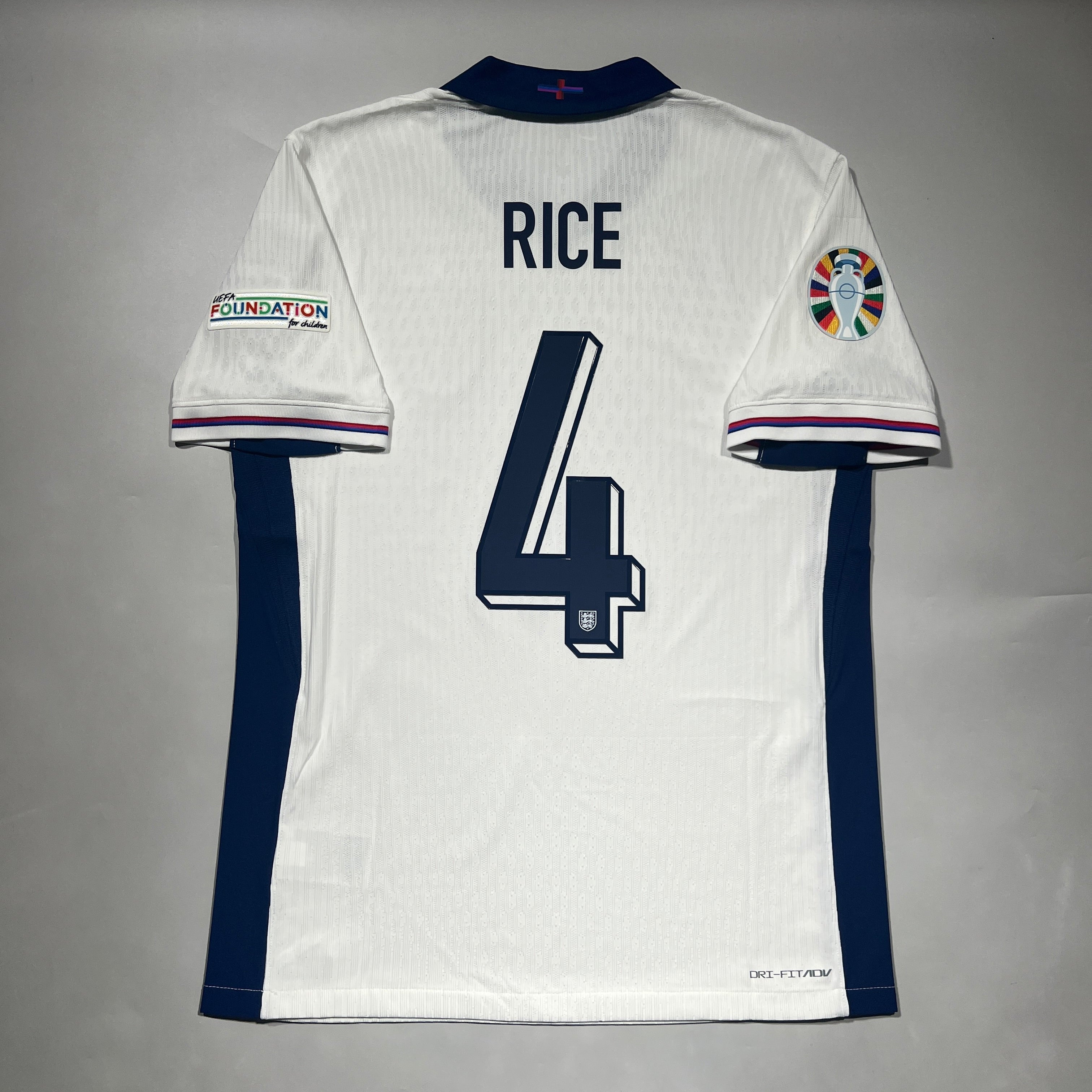England｜イングランド代表 – Kit of the Day