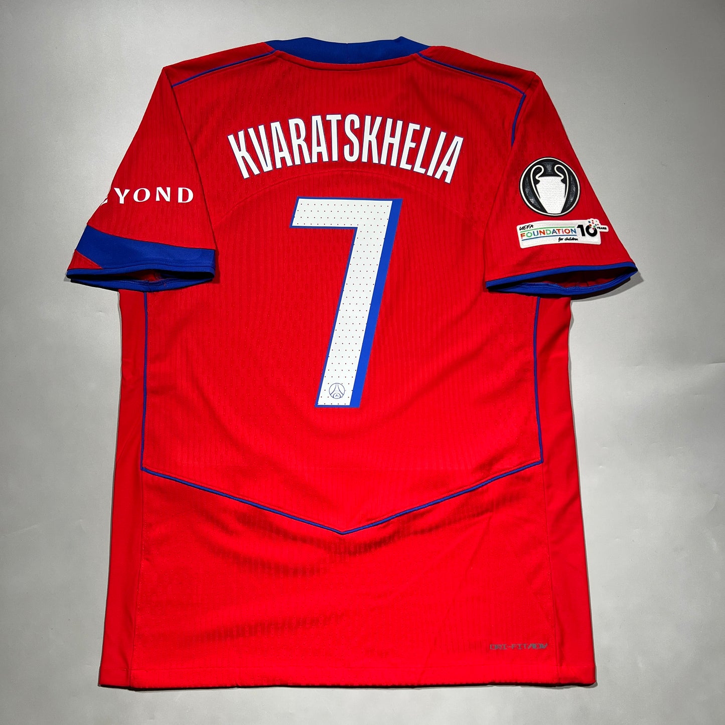Official #7 Kvaratskhelia 25/26 Paris Saint-Germant (PSG) Third Authentic Shirt UCL Size L