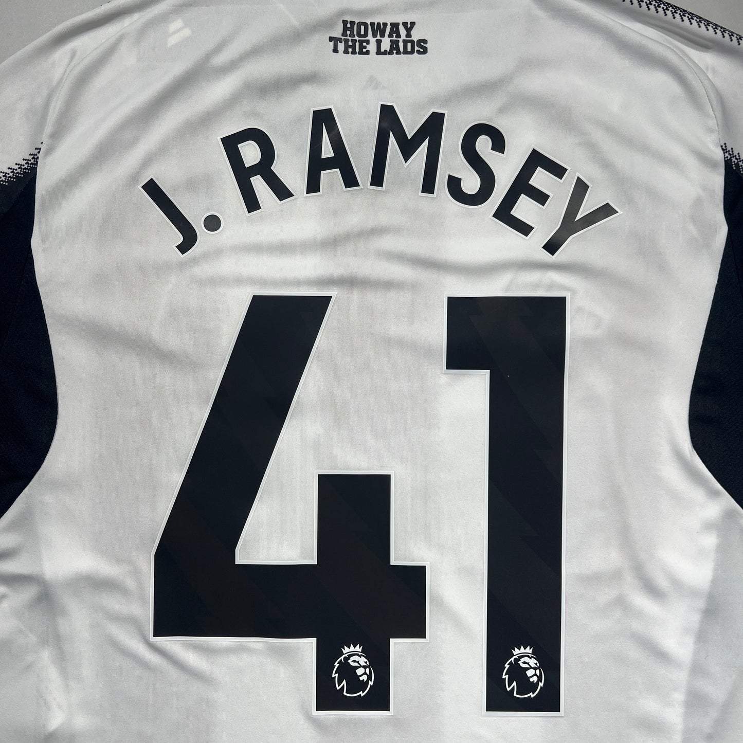 Official #41 J.Ramsey 25/26 Newcastle United Home Stadium Shirt Long Sleeve EPL Size M (JP:XL)